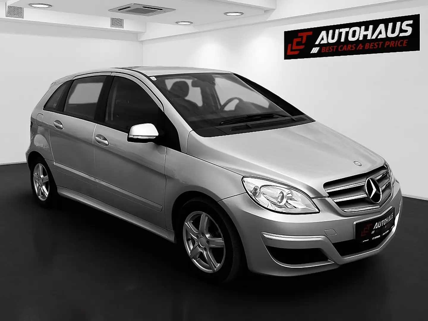 Vehicle image, number 4