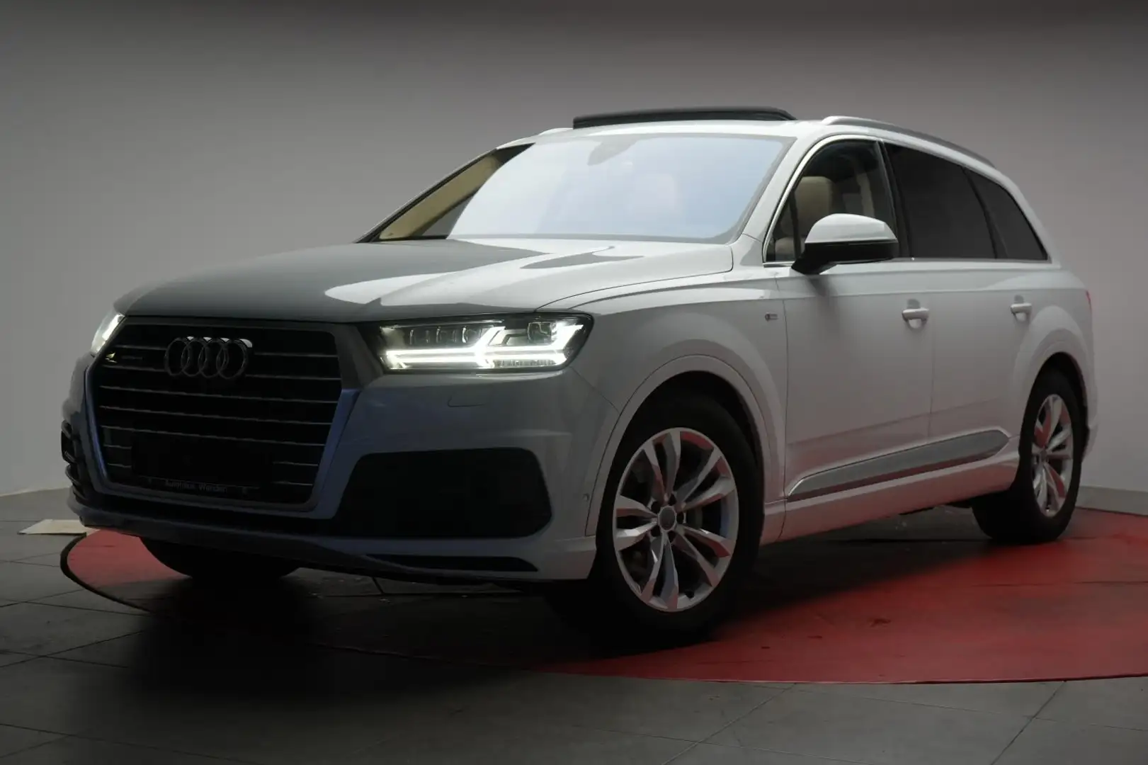 Vehicle image, number 2