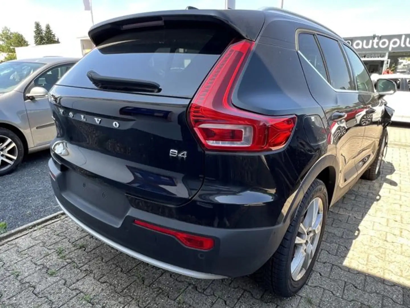 Vehicle image, number 7