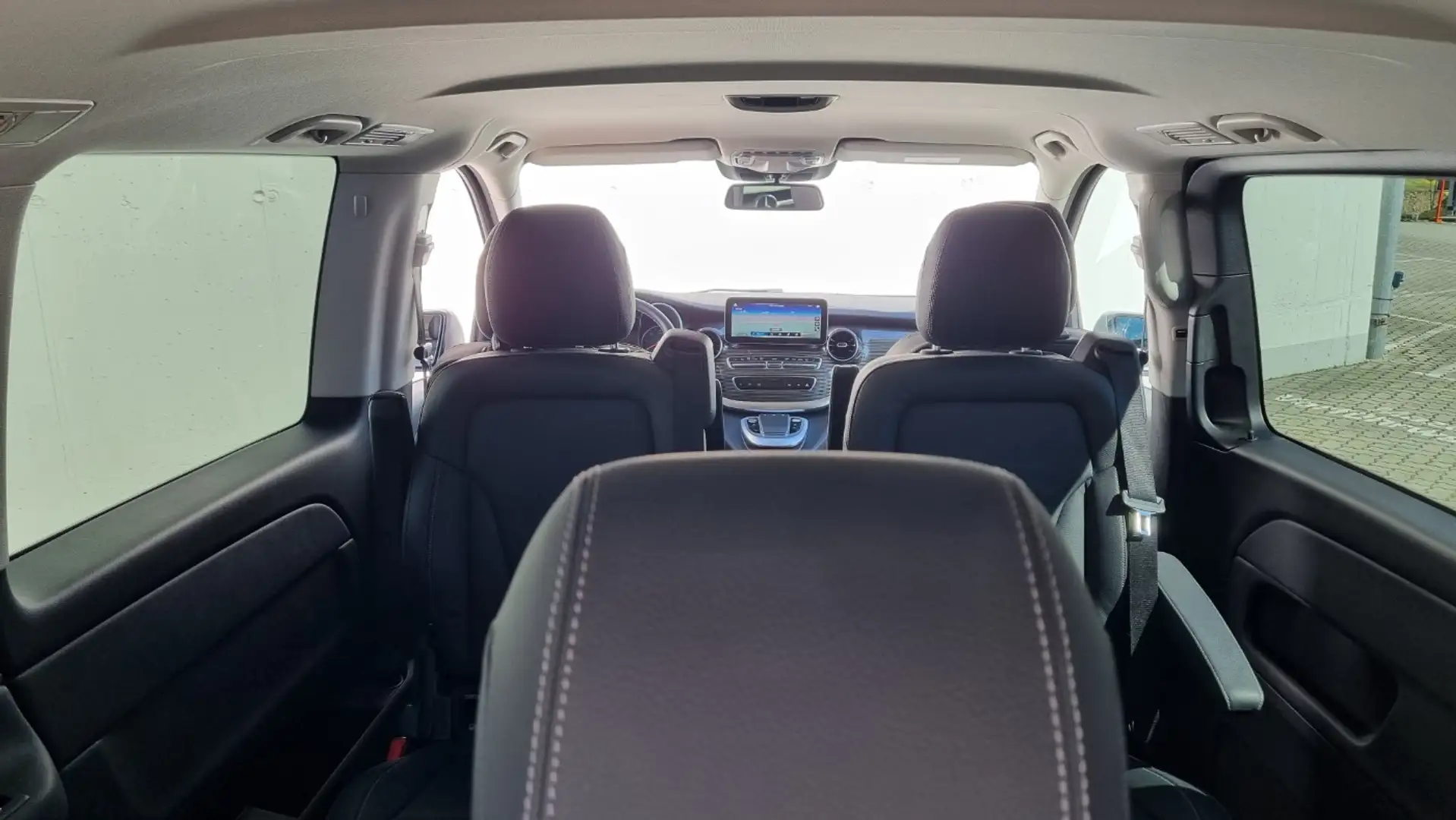 Vehicle image, number 7
