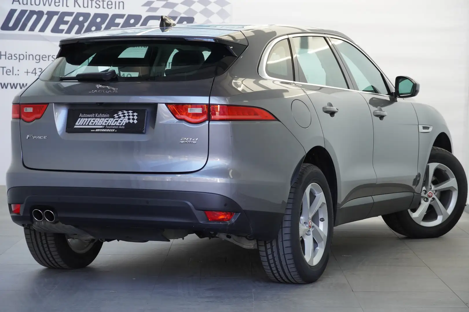 Vehicle image, number 8