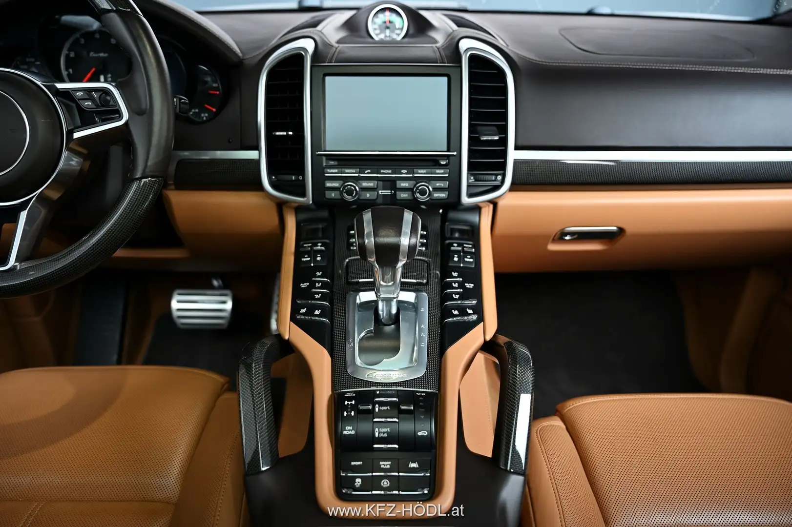 Vehicle image, number 14