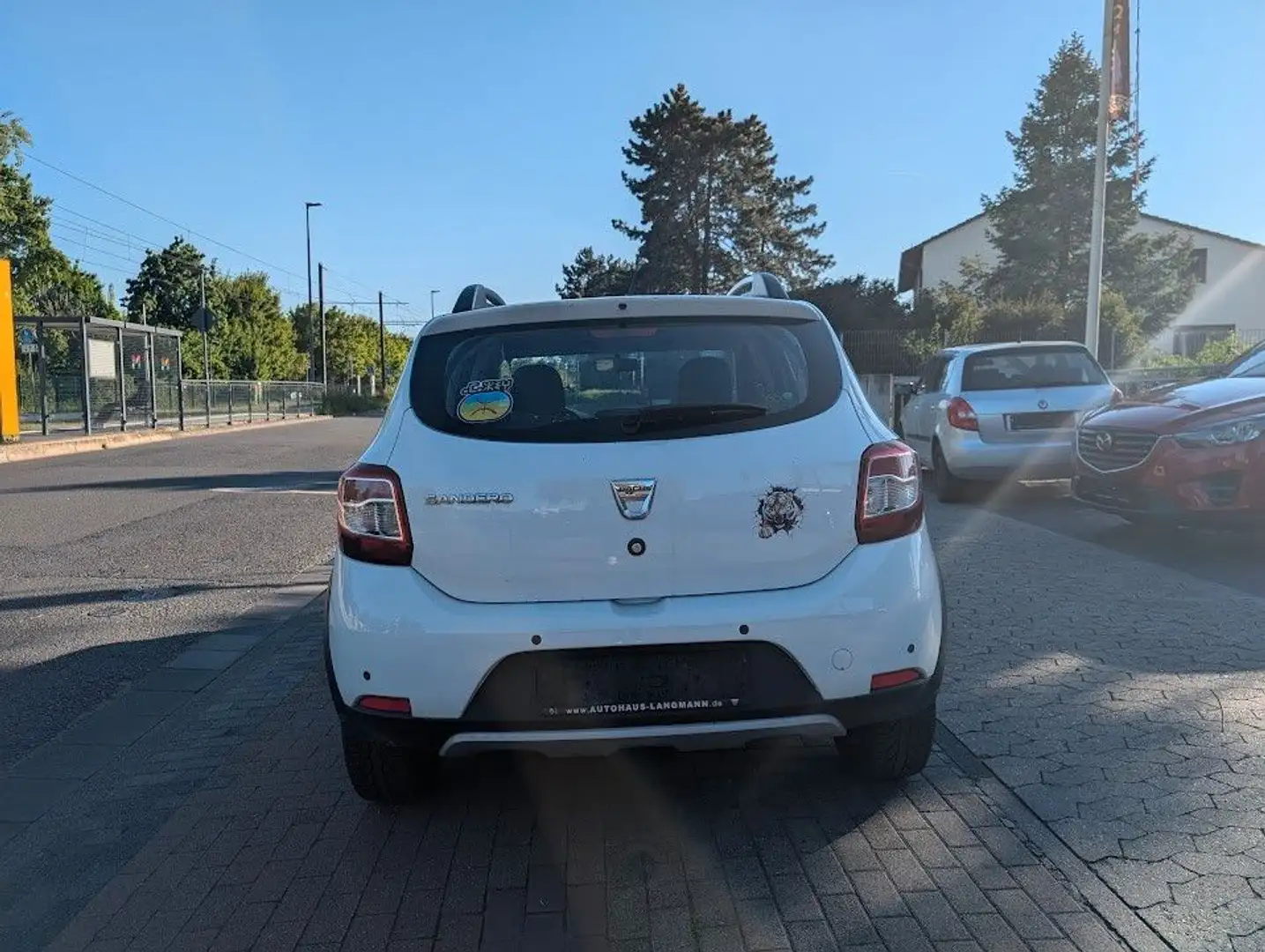 Vehicle image, number 5
