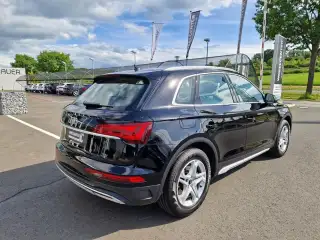 Vehicle image thumbnail, number 12