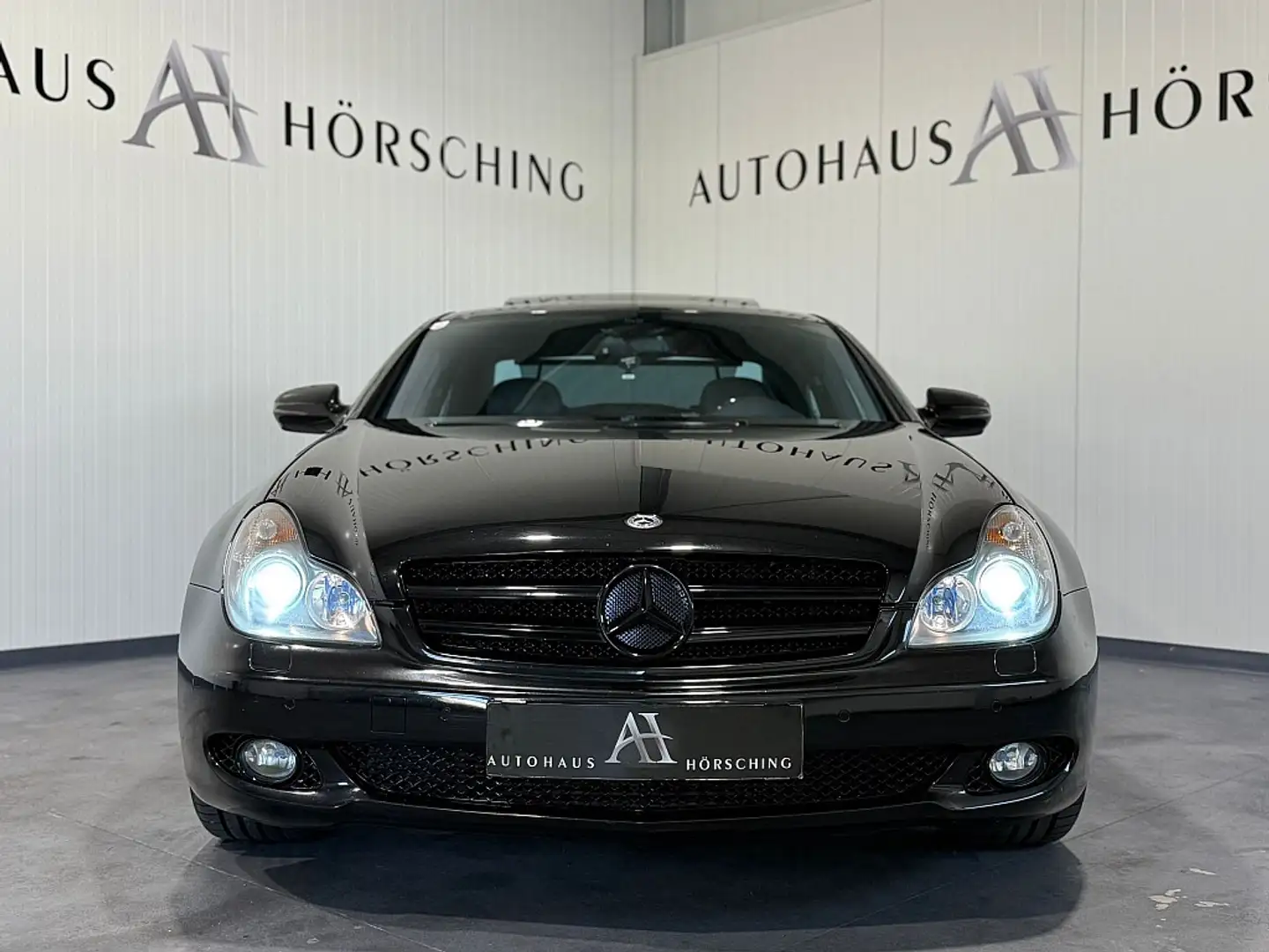 Vehicle image, number 2