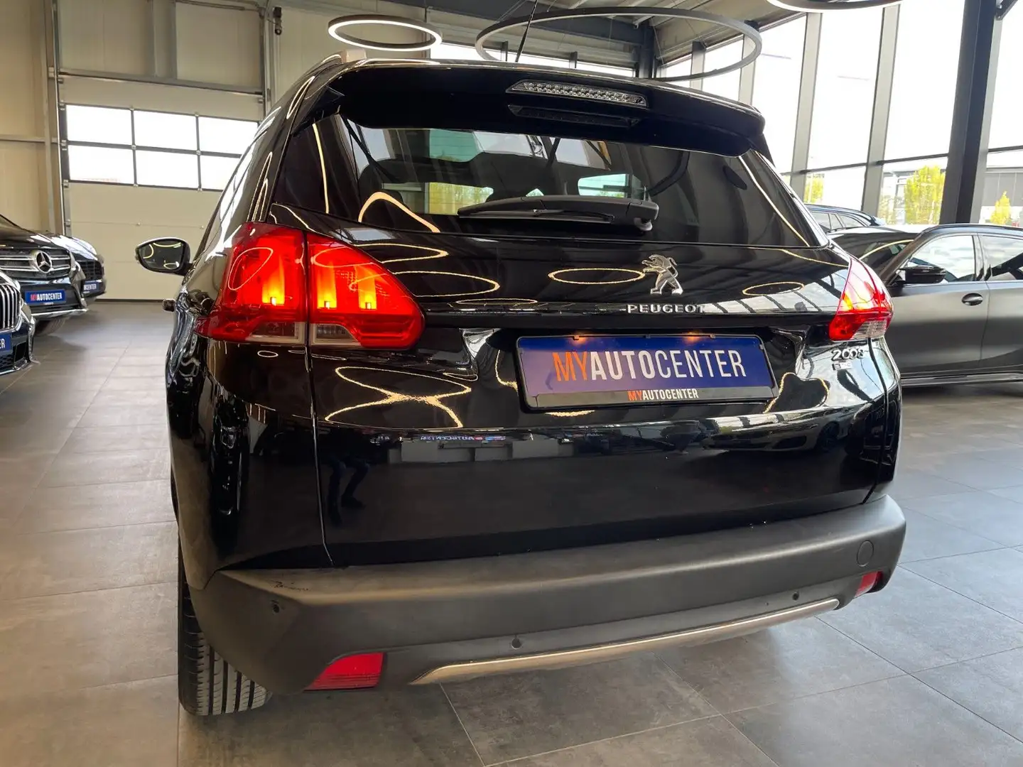 Vehicle image, number 20