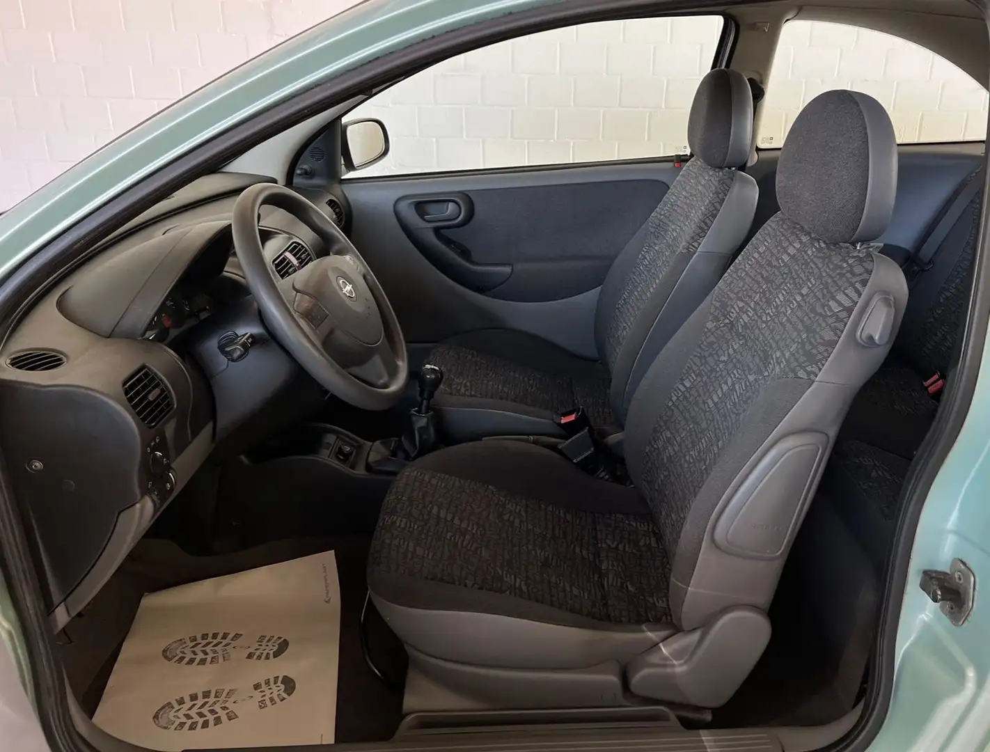 Vehicle image, number 8
