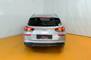 Vehicle image thumbnail, number 7