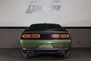 Vehicle image thumbnail, number 5