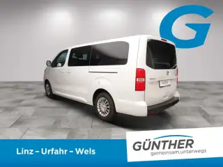 Vehicle image thumbnail, number 4