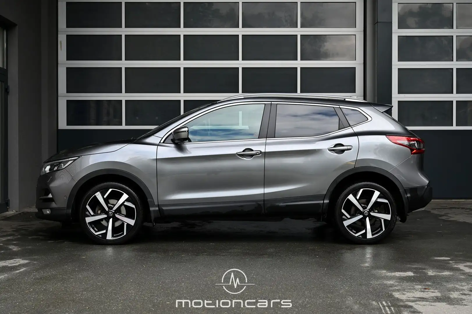 Vehicle image, number 6