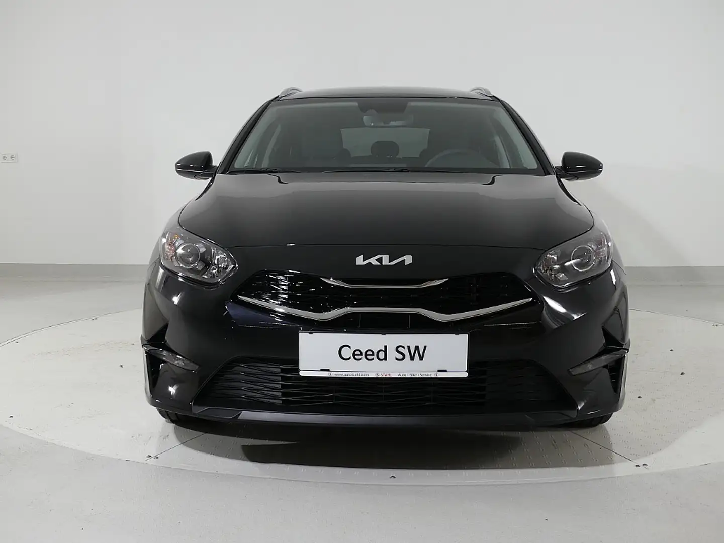 Vehicle image, number 2