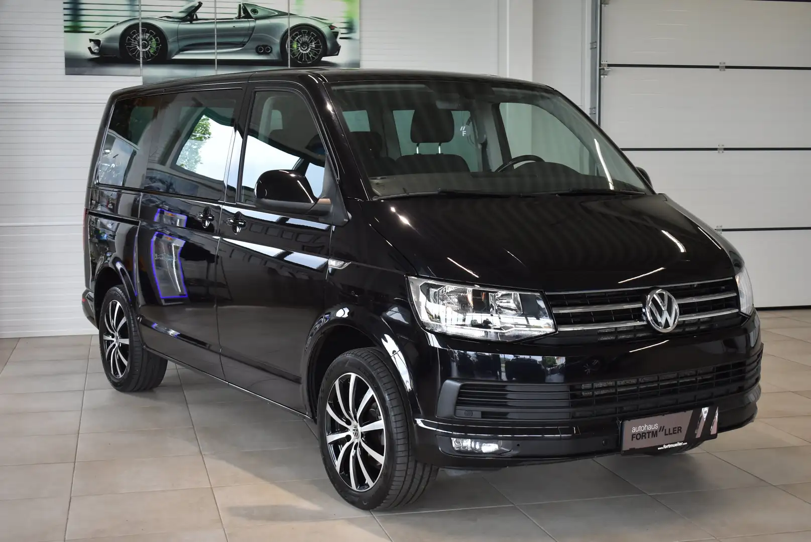 Vehicle image, number 1