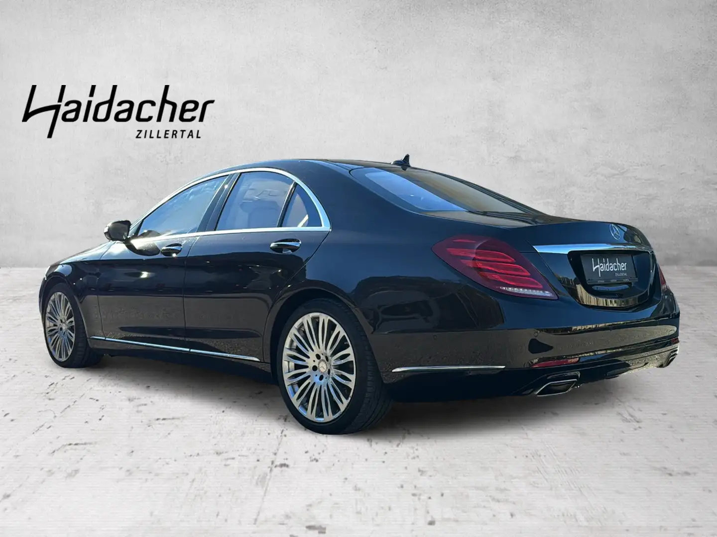 Vehicle image, number 4