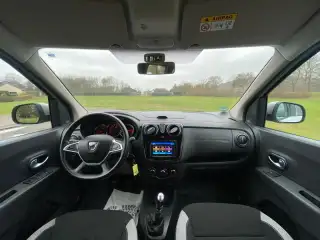 Vehicle image thumbnail, number 12