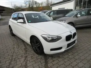 Vehicle image thumbnail, number 3