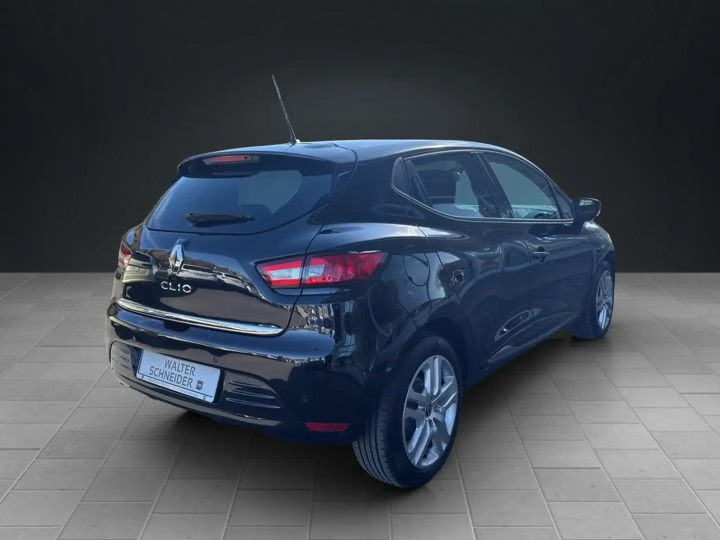 Vehicle image, number 5