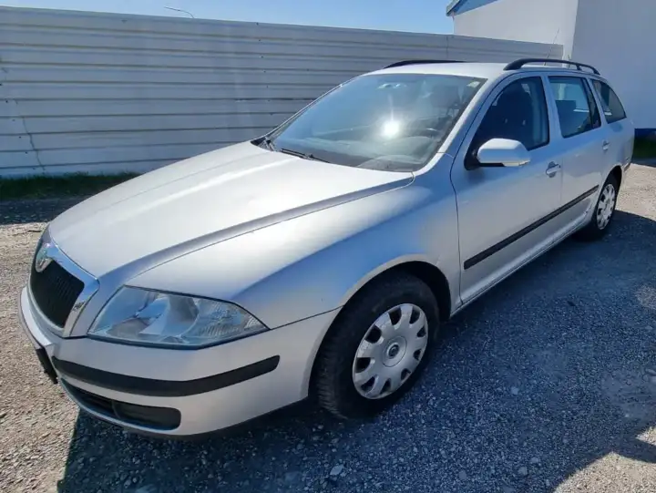Vehicle title image