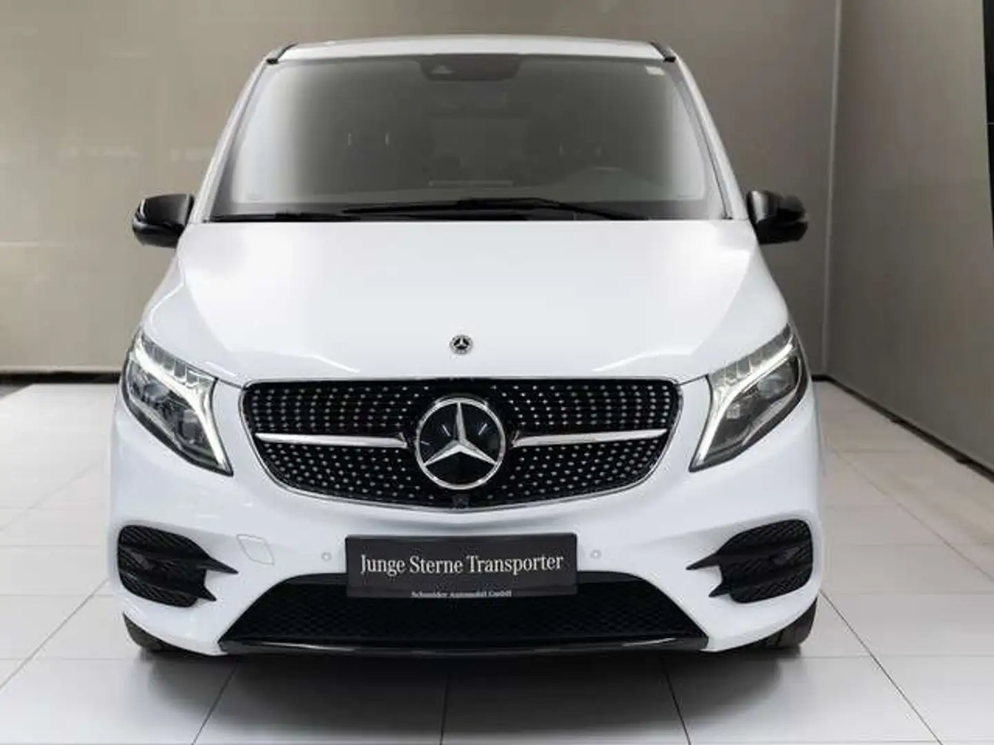 Vehicle image, number 2