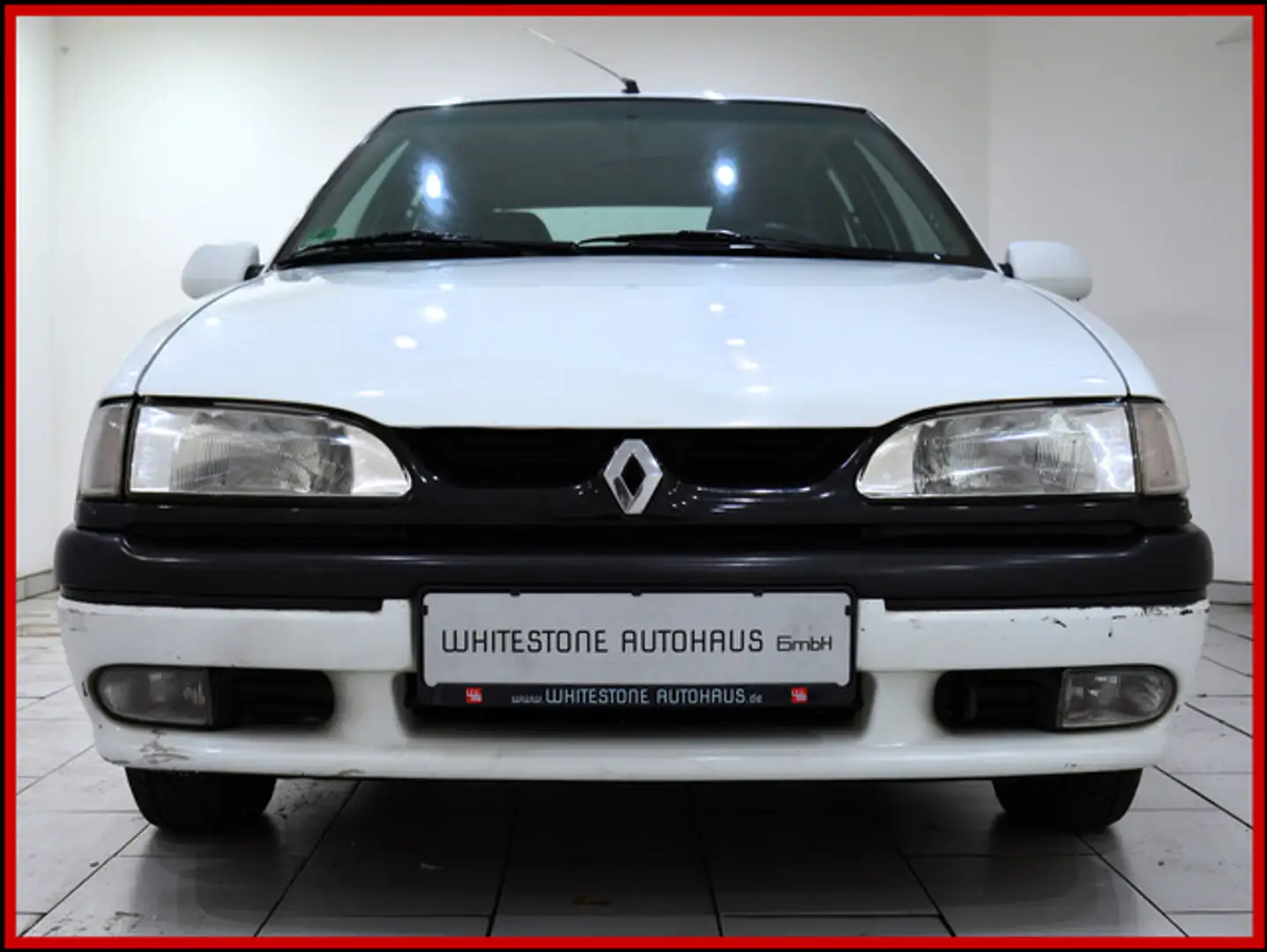 Vehicle image, number 4
