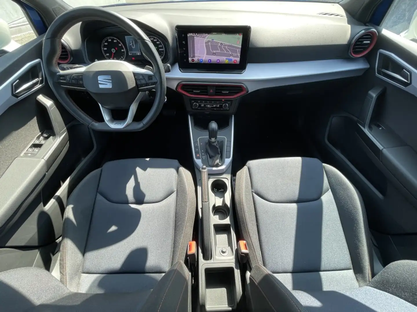 Vehicle image, number 5