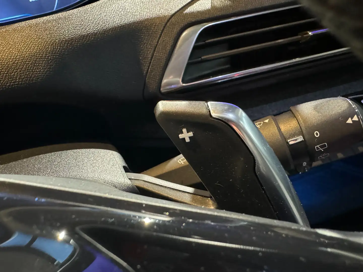 Vehicle image, number 7