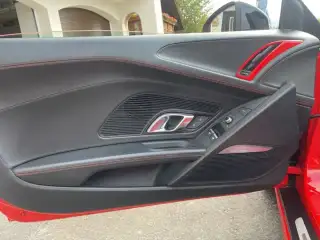 Vehicle image thumbnail, number 12