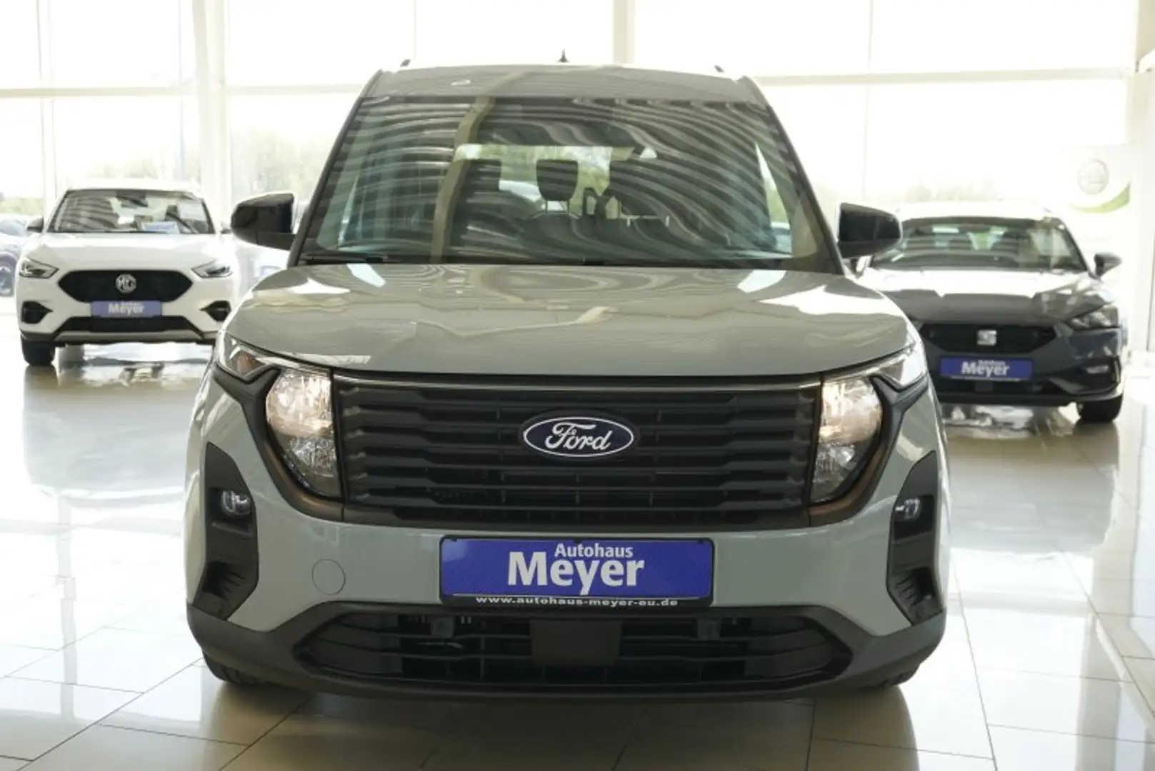Vehicle image, number 2