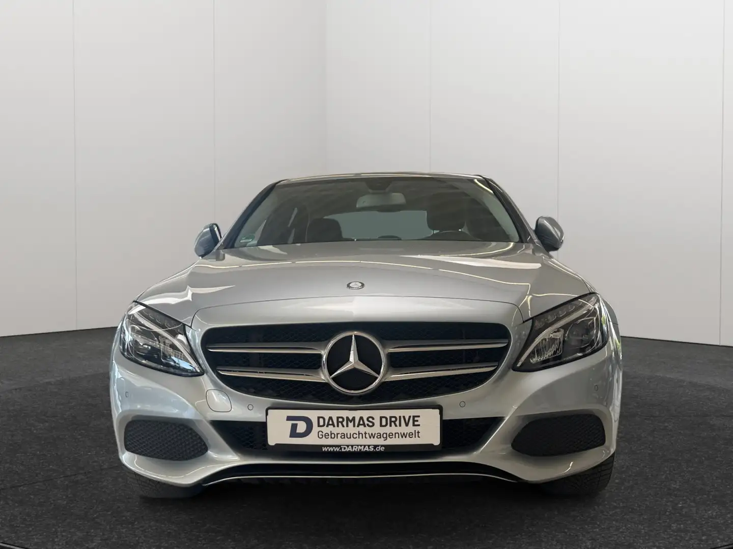 Vehicle image, number 3