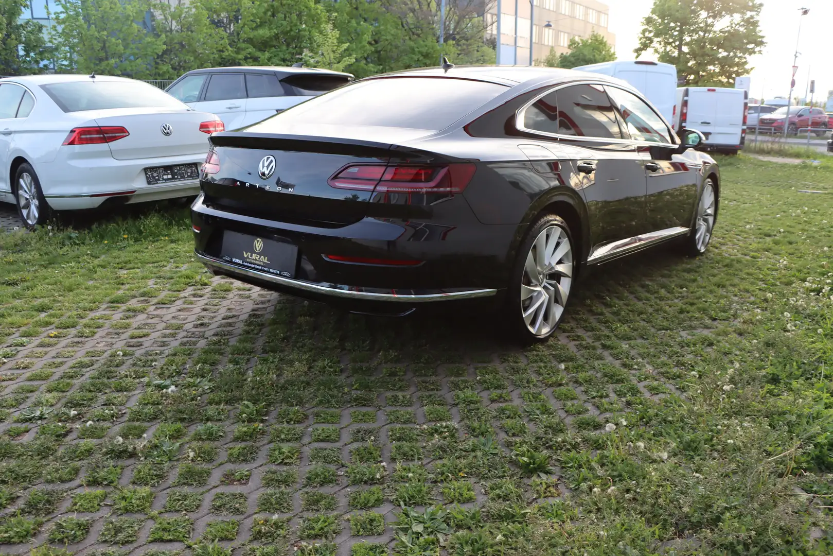 Vehicle image, number 5