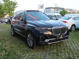 Vehicle image thumbnail, number 4