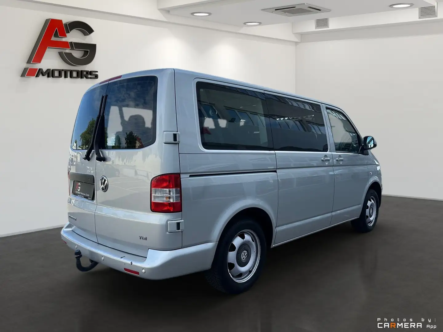 Vehicle image, number 5