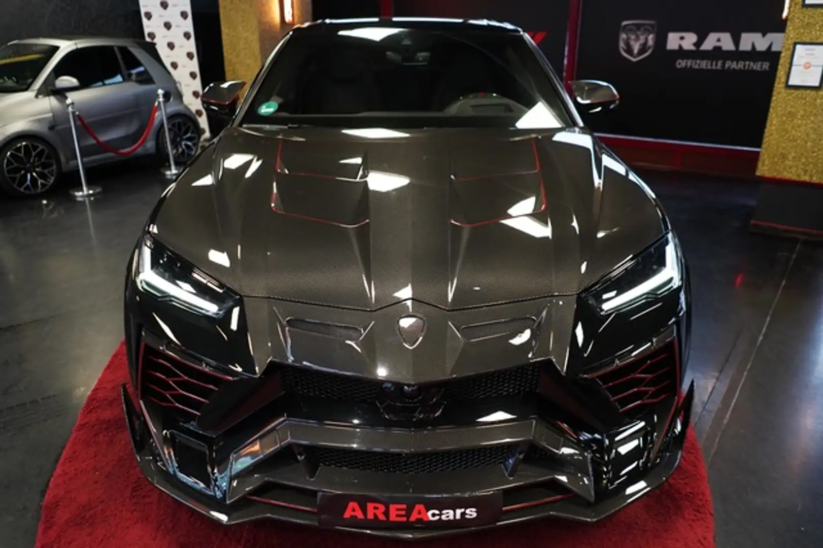 Vehicle image, number 4