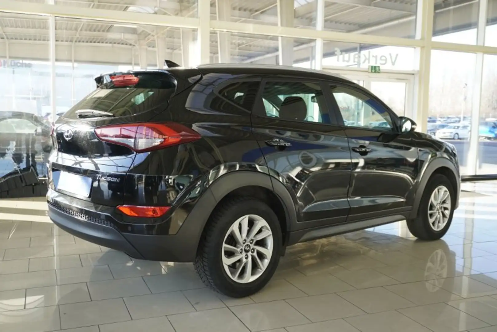 Vehicle image, number 4