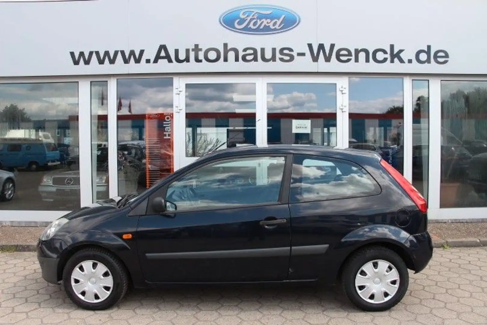 Vehicle image, number 1