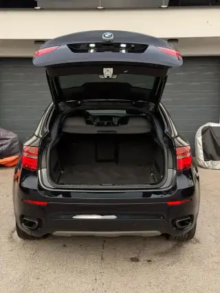 Vehicle image thumbnail, number 7