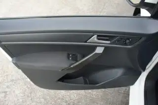 Vehicle image thumbnail, number 18
