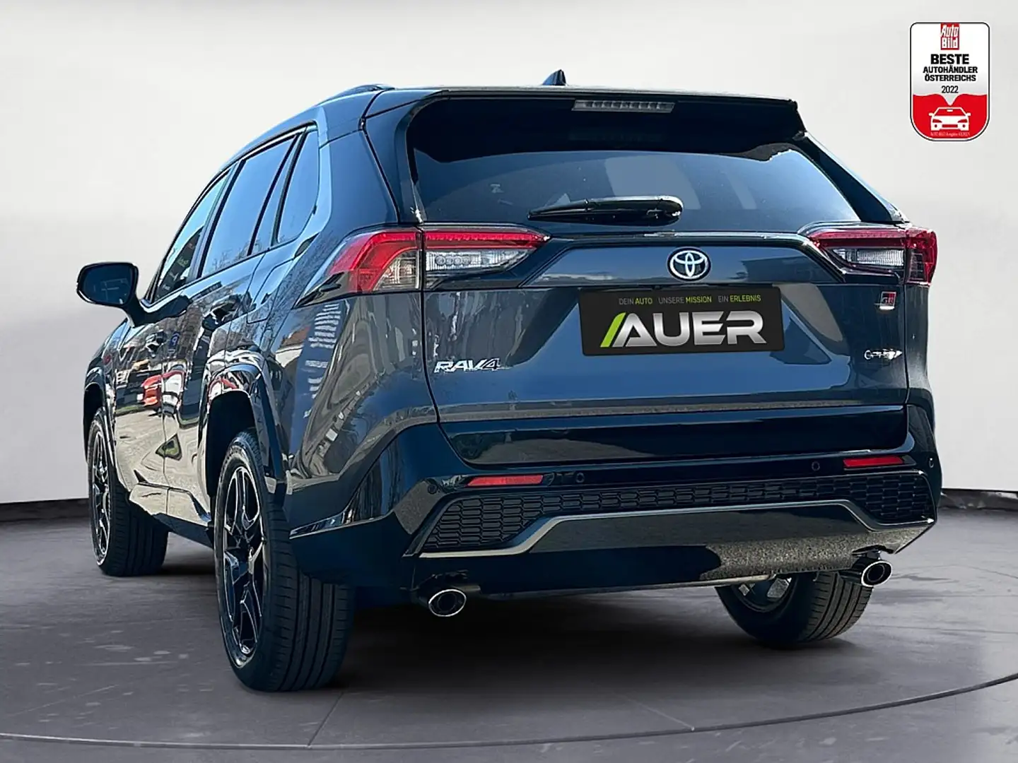 Vehicle image, number 4