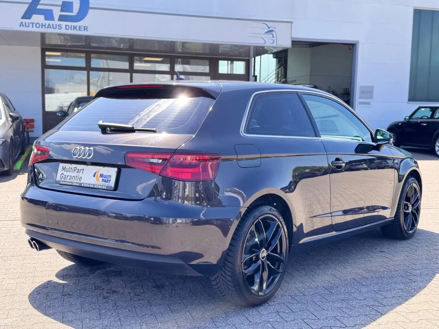Vehicle image, number 5