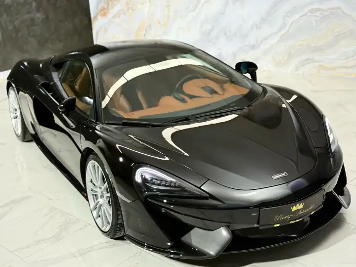 Additional image of the vehicle