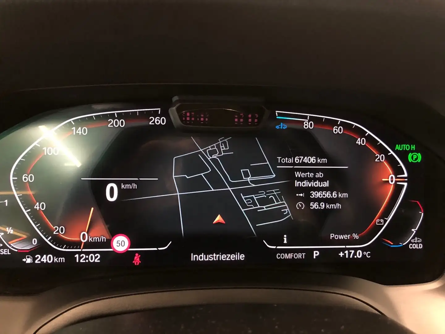 Vehicle image, number 4