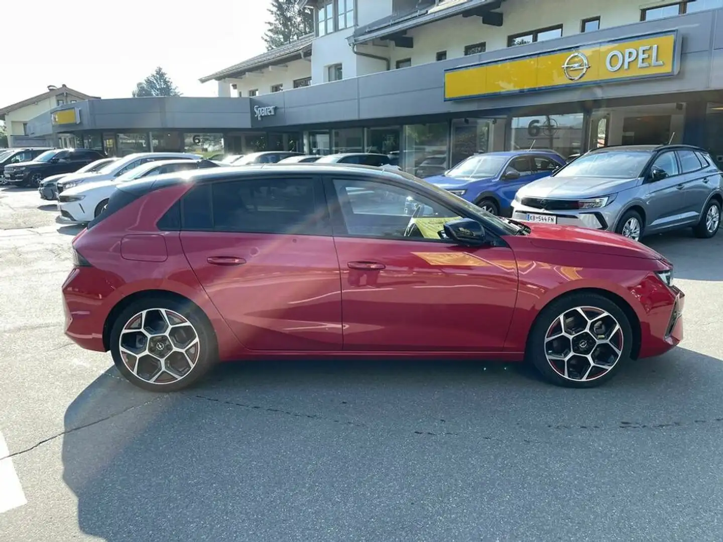 Vehicle image, number 5