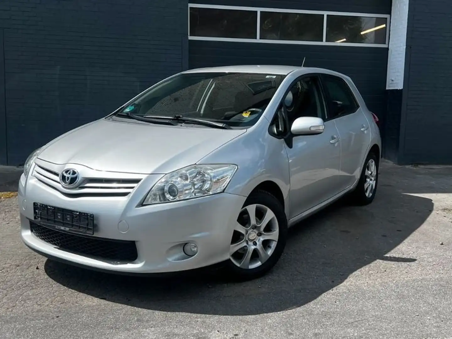 Vehicle image, number 1