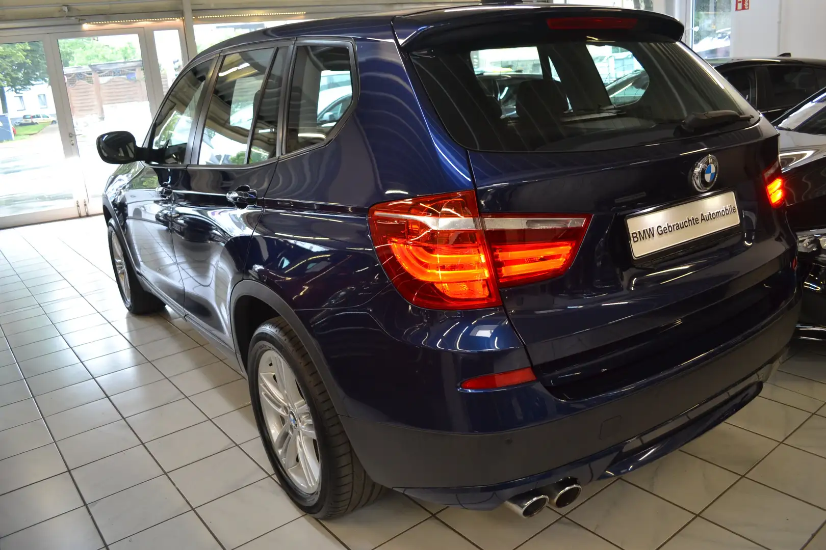 Vehicle image, number 5