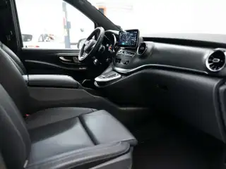 Vehicle image thumbnail, number 7