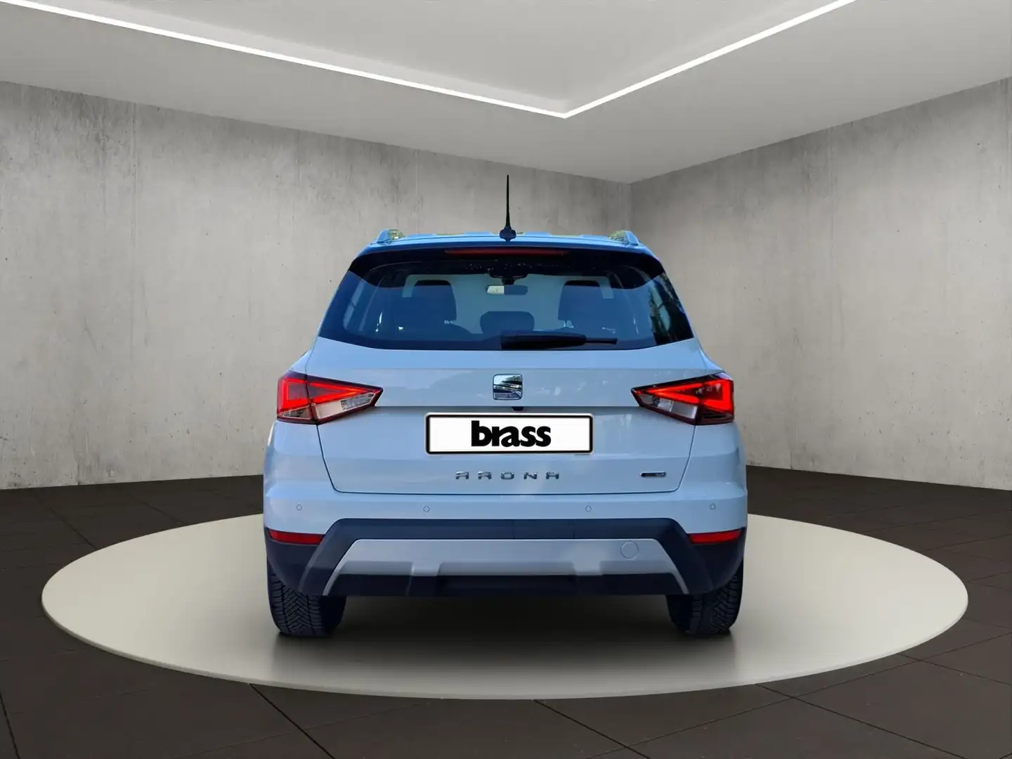 Vehicle image, number 4
