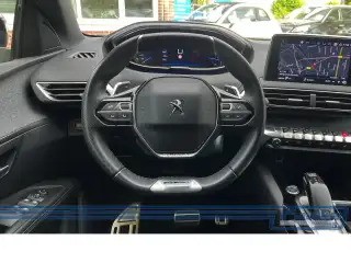 Vehicle image thumbnail, number 7