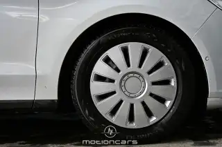 Vehicle image thumbnail, number 7
