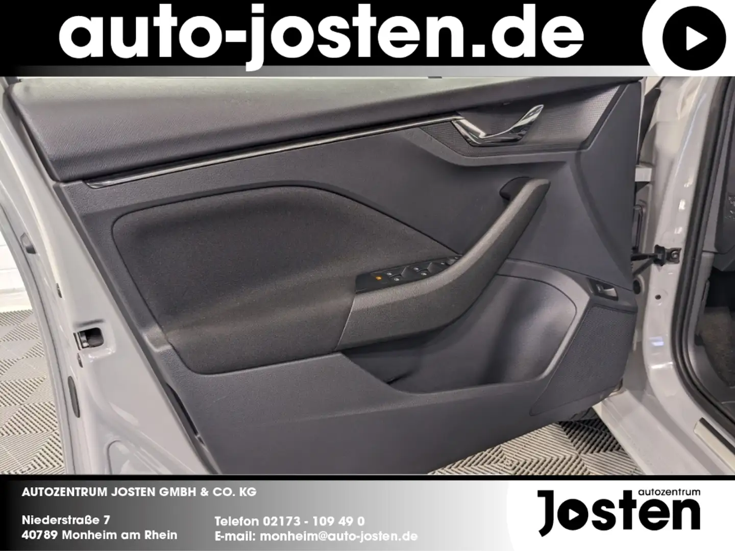 Vehicle image, number 9