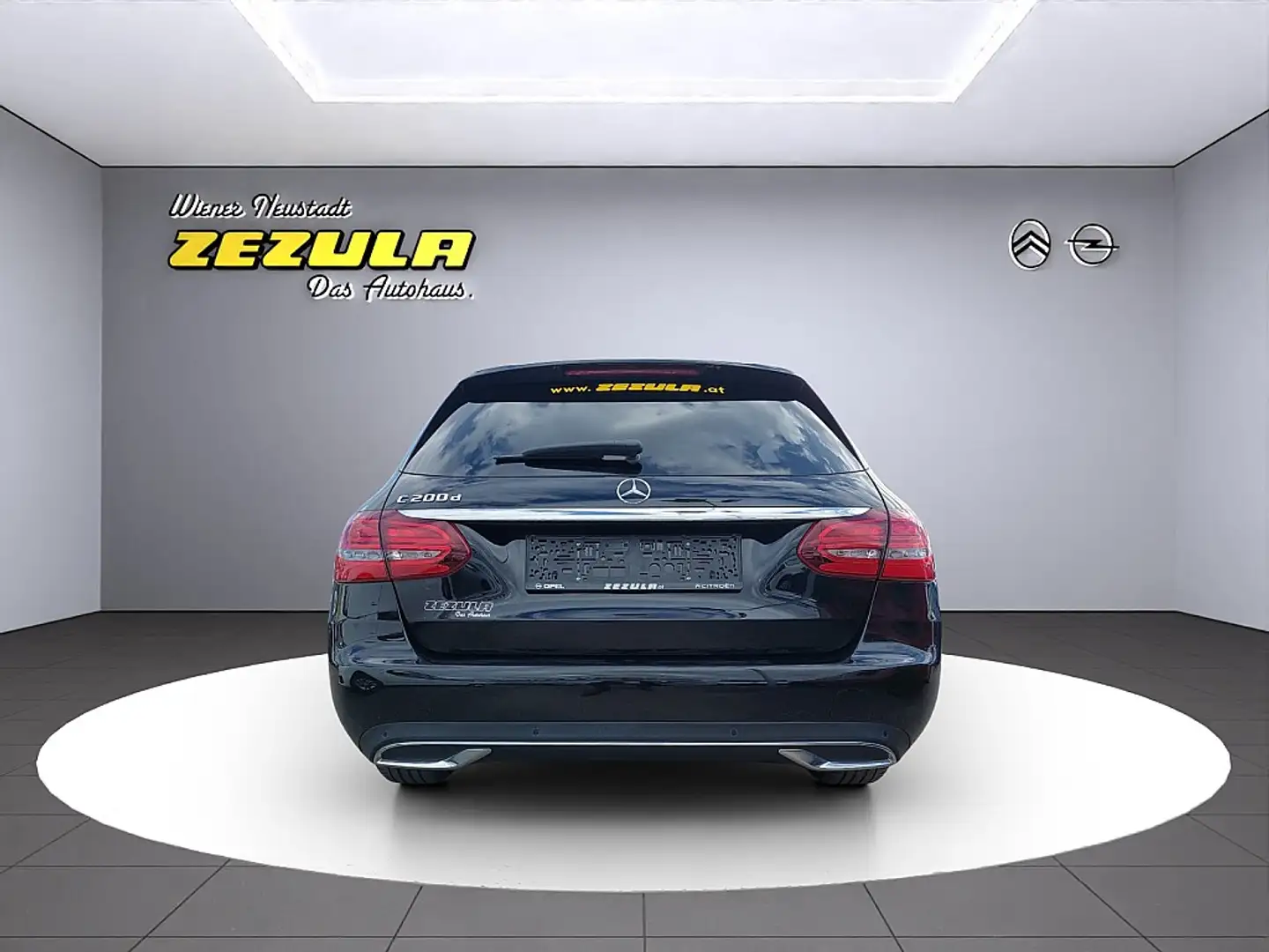 Vehicle image, number 3